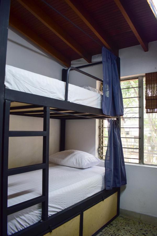 Area 51 Hostel Medellín Extérieur photo